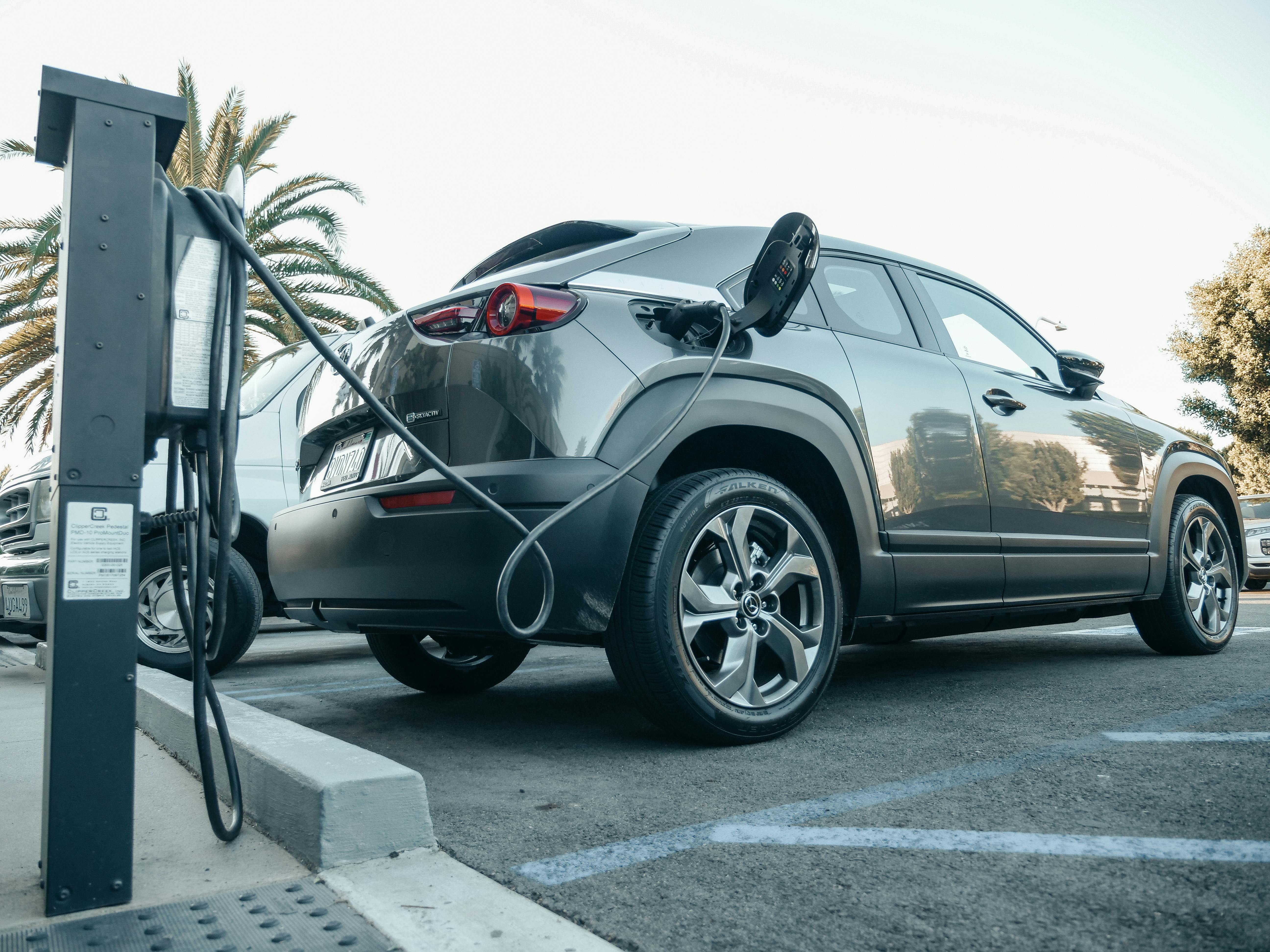 E-Mobility Ladestationen Installation in Zürich